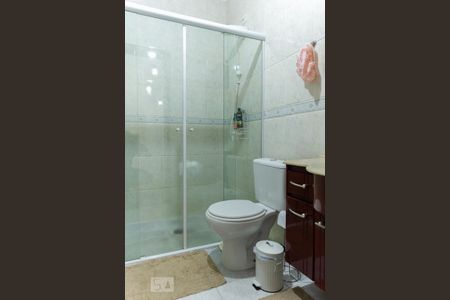 Banheiro de casa à venda com 3 quartos, 170m² em Água Rasa, São Paulo