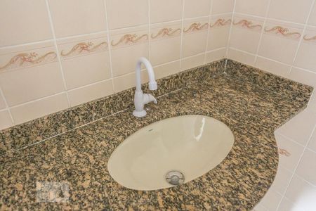 Banheiro de apartamento à venda com 3 quartos, 67m² em Butantã, São Paulo