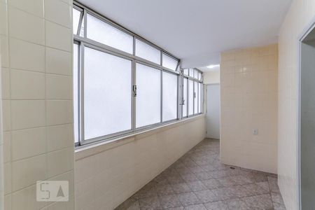 Apartamento à venda com 140m², 3 quartos e 1 vagaÁrea de Serviço