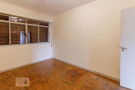 Apartamento à venda com 140m², 3 quartos e 1 vagaQuarto 2