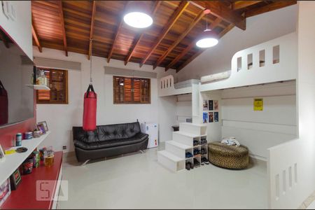 Casa para alugar com 550m², 6 quartos e 8 vagas Casa para alugar com 550m², 6 quartos e 8 vagasSuíte 1