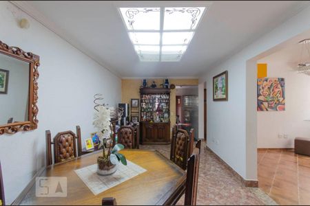 Sala de casa para alugar com 6 quartos, 550m² em Jardim Brasilia (zona Leste), São Paulo