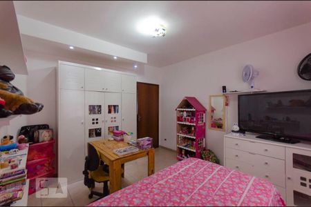Casa para alugar com 550m², 6 quartos e 8 vagas Casa para alugar com 550m², 6 quartos e 8 vagasQuarto 2