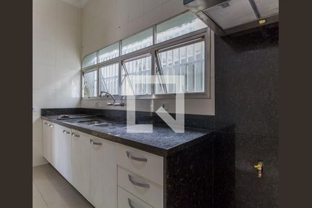 Casa para alugar com 450m², 3 quartos e 3 vagasCozinha
