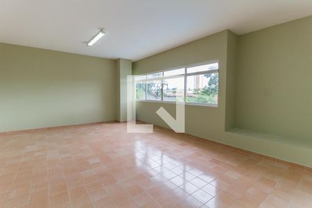 Casa para alugar com 450m², 3 quartos e 3 vagasÁrea comum - Salão de festas
