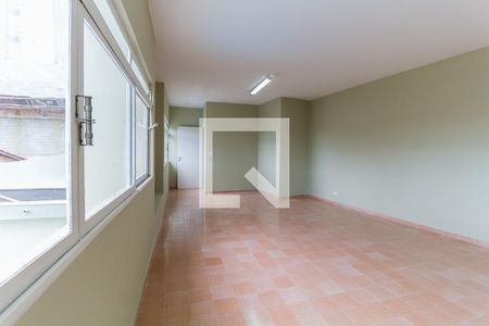 Casa para alugar com 450m², 3 quartos e 3 vagasÁrea comum - Salão de festas