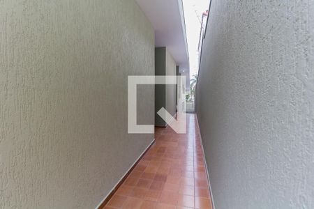 Casa para alugar com 450m², 3 quartos e 3 vagasCorredor Lateral