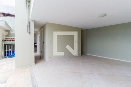 Casa para alugar com 450m², 3 quartos e 3 vagasÁrea comum - Churrasqueira