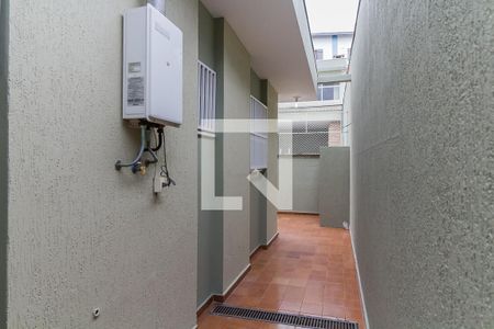 Casa para alugar com 450m², 3 quartos e 3 vagasCorredor Lateral