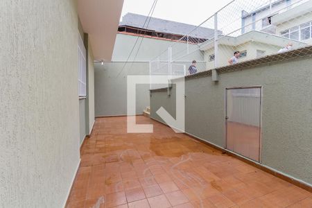 Casa para alugar com 450m², 3 quartos e 3 vagasQuintal dos Fundos