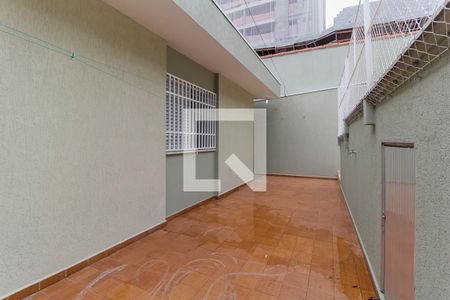 Casa para alugar com 450m², 3 quartos e 3 vagasQuintal dos Fundos