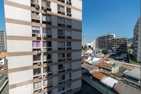 Vista do Quarto 1 de apartamento à venda com 3 quartos, 75m² em Vila Isabel, Rio de Janeiro