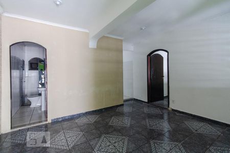 Casa 1 - Sala de casa à venda com 4 quartos, 250m² em Jardim Iva, São Paulo