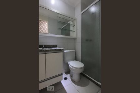 Apartamento para alugar com 54m², 2 quartos e 1 vaga Apartamento para alugar com 54m², 2 quartos e 1 vagaBanheiro da Suíte