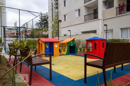 Apartamento para alugar com 54m², 2 quartos e 1 vaga Apartamento para alugar com 54m², 2 quartos e 1 vagaÁrea Comum - Playground