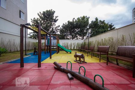Apartamento para alugar com 54m², 2 quartos e 1 vaga Apartamento para alugar com 54m², 2 quartos e 1 vagaÁrea Comum - Playground