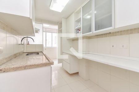 Apartamento para alugar com 100m², 2 quartos e 1 vaga Apartamento para alugar com 100m², 2 quartos e 1 vagaCozinha