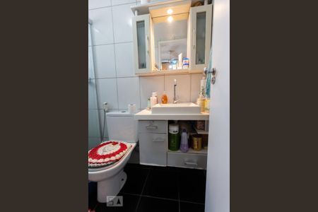 Apartamento à venda com 72m², 3 quartos e 1 vagaBanheiro da Suíte