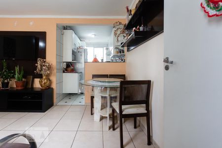 Sala de apartamento à venda com 3 quartos, 72m² em Vila Industrial, Campinas