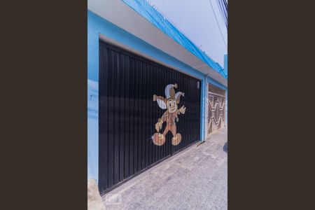 Casa à venda com 400m², 3 quartos e 8 vagasFachada