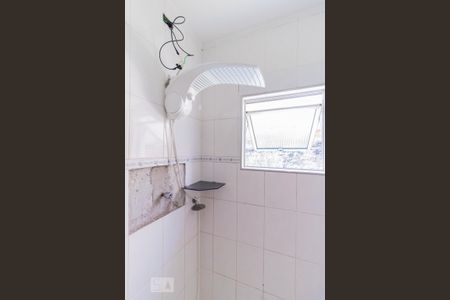 Casa à venda com 400m², 3 quartos e 8 vagasDetalhe banheiro