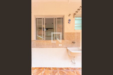 Casa para alugar com 28m², 1 quarto e sem vagaÁrea de Serviço