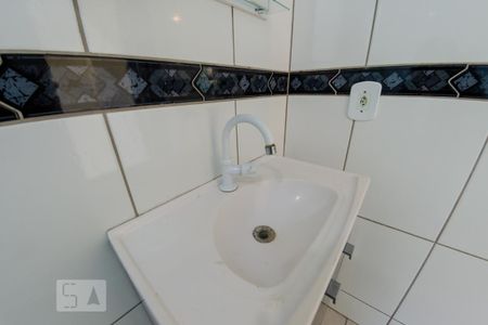 Casa para alugar com 50m², 1 quarto e sem vaga Casa para alugar com 50m², 1 quarto e sem vagaBanheiro