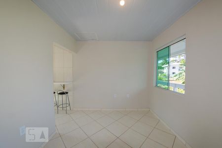 Sala de casa para alugar com 1 quarto, 50m² em Cachoeira do Bom Jesus Leste, Florianópolis