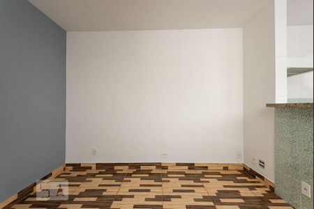 Apartamento à venda com 40m², 1 quarto e sem vaga Apartamento à venda com 40m², 1 quarto e sem vagaSala