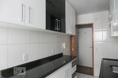 Apartamento à venda com 60m², 2 quartos e 1 vaga Apartamento à venda com 60m², 2 quartos e 1 vagaCozinha