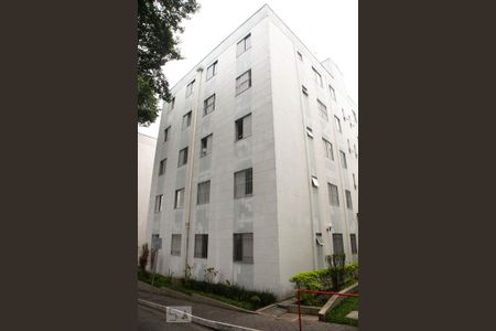 Apartamento à venda com 60m², 2 quartos e 1 vaga Apartamento à venda com 60m², 2 quartos e 1 vagaFachada do bloco