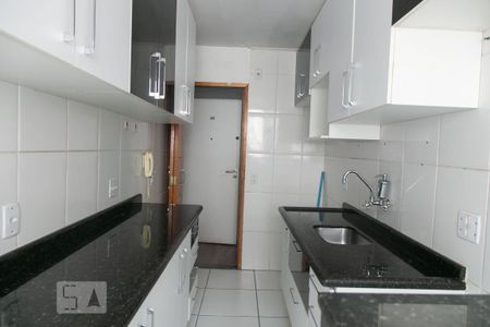 Apartamento à venda com 60m², 2 quartos e 1 vaga Apartamento à venda com 60m², 2 quartos e 1 vagaCozinha