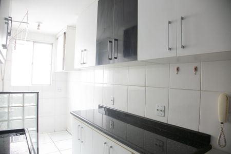 Apartamento à venda com 60m², 2 quartos e 1 vaga Apartamento à venda com 60m², 2 quartos e 1 vagaCozinha