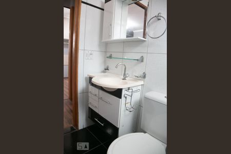 Apartamento à venda com 60m², 2 quartos e 1 vaga Apartamento à venda com 60m², 2 quartos e 1 vagaBanheiro