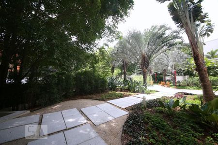 Apartamento para alugar com 106m², 3 quartos e 2 vagasÁrera Comum