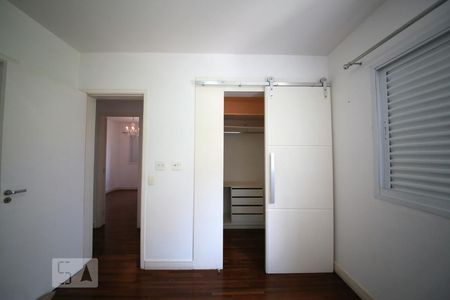 Apartamento para alugar com 106m², 3 quartos e 2 vagasSuíte 