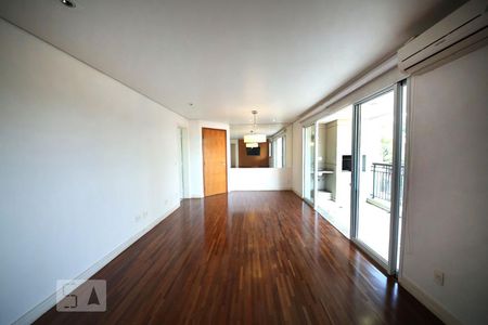 Sala  de apartamento para alugar com 3 quartos, 106m² em Santo Amaro, São Paulo