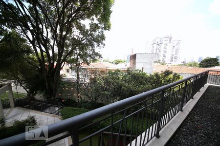 Apartamento para alugar com 106m², 3 quartos e 2 vagasVista 2