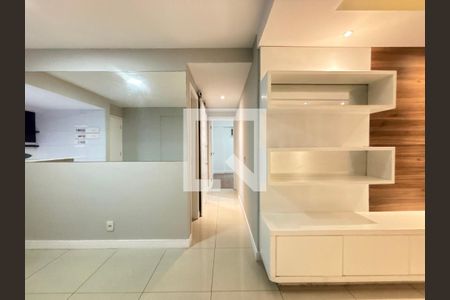 Sala de apartamento para alugar com 2 quartos, 100m² em Botafogo, Rio de Janeiro