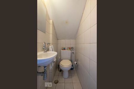 Casa à venda com 150m², 3 quartos e 2 vagasLavabo