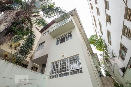 Casa à venda com 150m², 3 quartos e 2 vagasFachada