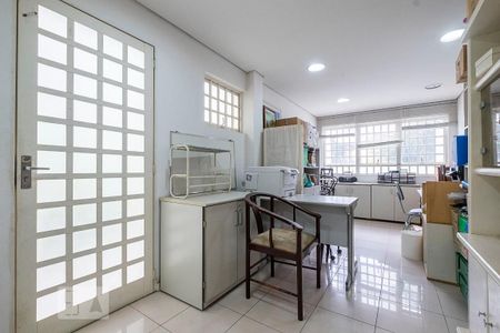 Casa à venda com 150m², 3 quartos e 2 vagasEscritório