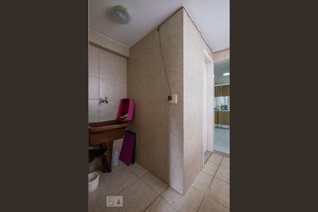 Casa à venda com 150m², 3 quartos e 2 vagasÁrea de Serviço