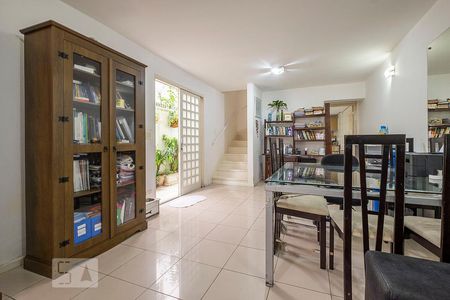 Sala de casa à venda com 3 quartos, 150m² em Sumaré, São Paulo