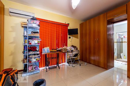 Casa à venda com 426m², 3 quartos e 3 vagasSuite 3