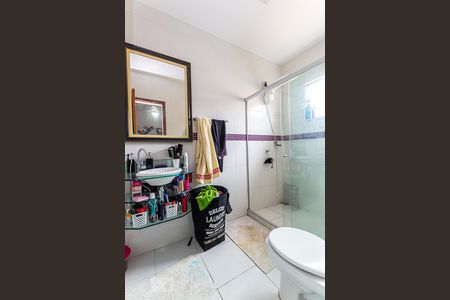 Casa à venda com 426m², 3 quartos e 3 vagasBanheiro da Suíte 2