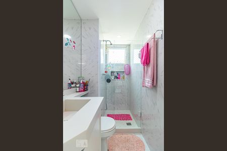 Apartamento à venda com 80m², 3 quartos e 1 vaga Apartamento à venda com 80m², 3 quartos e 1 vagaBanheiro da Suíte