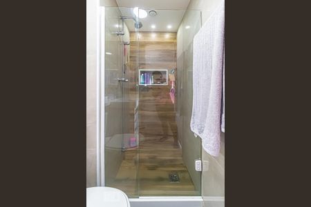 Apartamento à venda com 80m², 3 quartos e 1 vaga Apartamento à venda com 80m², 3 quartos e 1 vagaBanheiro da Suíte 2