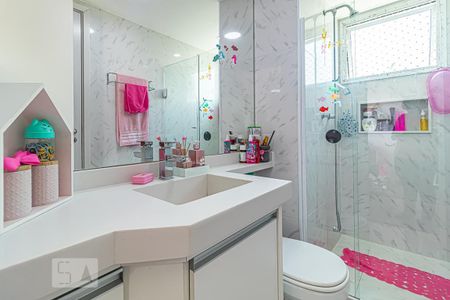 Apartamento à venda com 80m², 3 quartos e 1 vaga Apartamento à venda com 80m², 3 quartos e 1 vagaBanheiro da Suíte