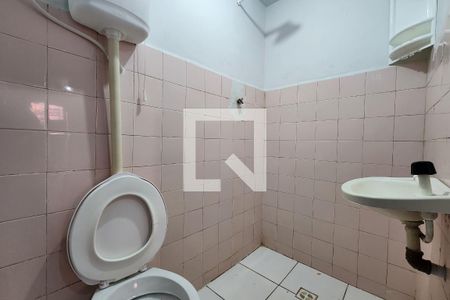 Banheiro  de apartamento para alugar com 1 quarto, 55m² em Boca do Rio, Salvador